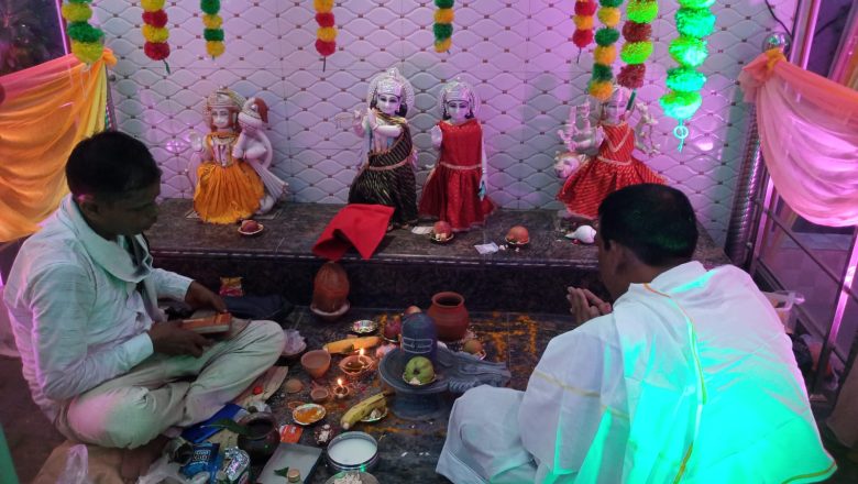 आजमगढ़।तहबरपुुुुर के सेमरी पुलिस चौकी पर मनाई गई श्री कृष्ण जन्माष्टमी 