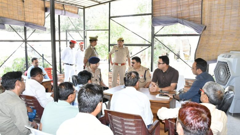 बदायूँ।डीएम की अध्यक्षता में कादरचौक में हुआ थाना समाधान दिवस का आयोजन