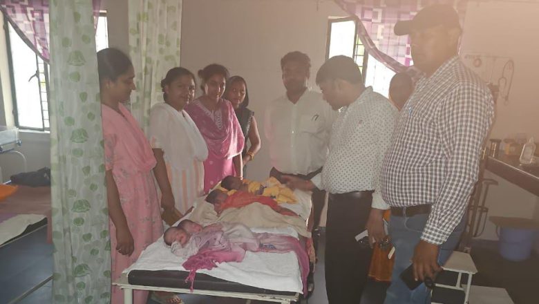 भदोही।सामुदायिक स्वास्थ्य दुर्गागंज में 3 घंटे के अंदर कराए गए तीन सामान सुरक्षित प्रसव। दो महिलाओं ने दो-दो बच्चों को जन्म दिया।