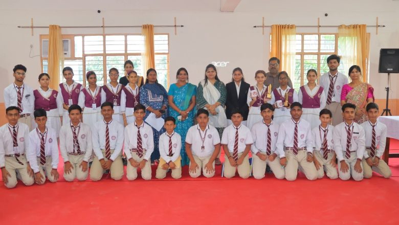 बदायूँ।जीवन में सफलता के लिए लक्ष्य करें निर्धारित : ए0डी0जे0