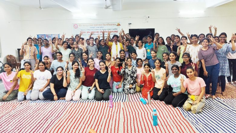 जौनपुर।अपने सपनों पर रखे विश्वास, मेहनत से निश्चित है सफलता – कुलपति