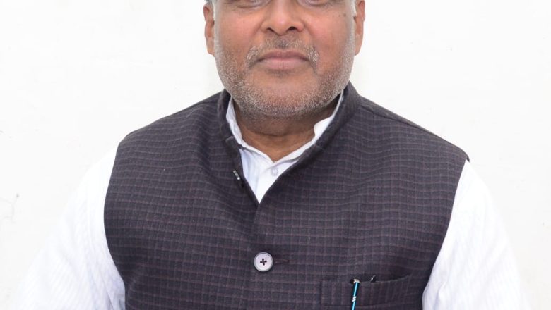 आजमगढ़।सूत्रीय मांगों को लेकर 16 सितम्बर को डीएम को ज्ञापन सौंपेगा ग्रामीण पत्रकार एसोसिएशन।