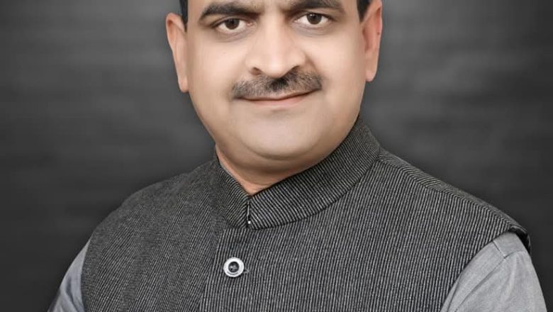 बलिया।शंकराचार्य जी के शिष्यों के साथ प्रयागराज में पुलिसिया बदसलूकी घोर निंदनीय: सुशील कुमार पाण्डेय ‘कान्हजी