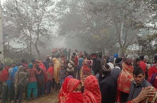 बदायूं।जरीफनगर में कलयुगी मां ने नवजात बच्चें को गेहूं के खेत में फेंका।