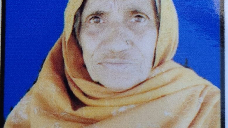 बदायूँ।साड़ के हमले में वृद्ध महिला की मौत,पुलिस मौके पर