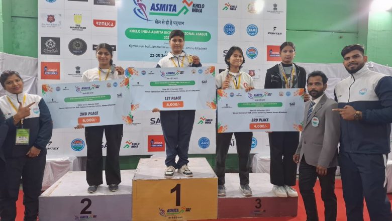 आजमगढ़ की बेटी जाह्रवी पांडेय ने भारत में किया नाम रोशन