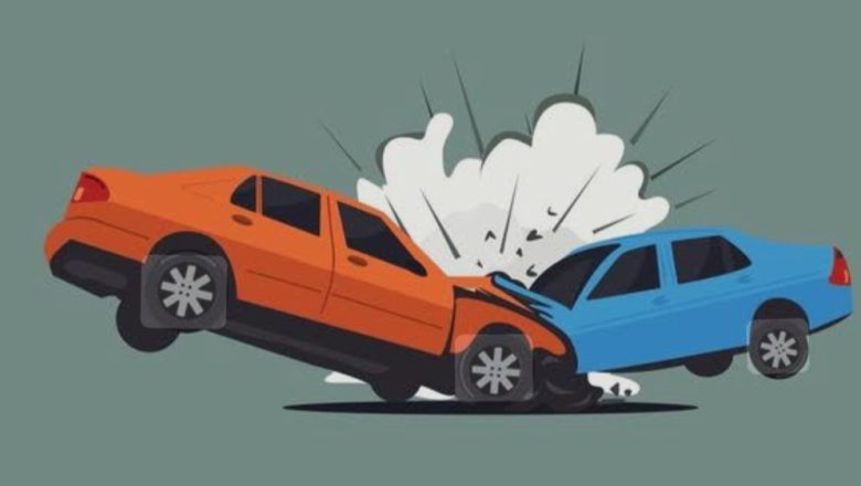 आजमगढ़। पूर्वांचल एक्सप्रेस वे पर बालू लदे ट्रक और आर्टिका कार के टक्कर में दो व्यक्तियों की मौत हो गयी।