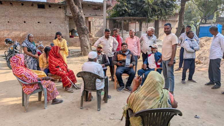 बलिया।अपायल गांव में एमएसडब्ल्यू छात्रों ने लगाया निःशुल्क आयुष्मान कार्ड कैंप, बाल विवाह मुक्त अभियान भी चलाया