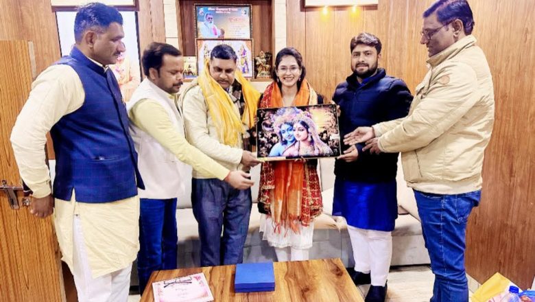 आजमगढ़।राज्य स्तरीय लोक नृत्य में प्रथम आने पर रोहिणी का हुआ स्वागत