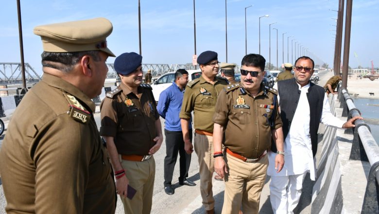 बदायूँ।महाशिवरात्रि पर्व के दृष्टिगत कछला गंगा घाट एवं कांवड़ यात्रा मार्ग का भ्रमण किया